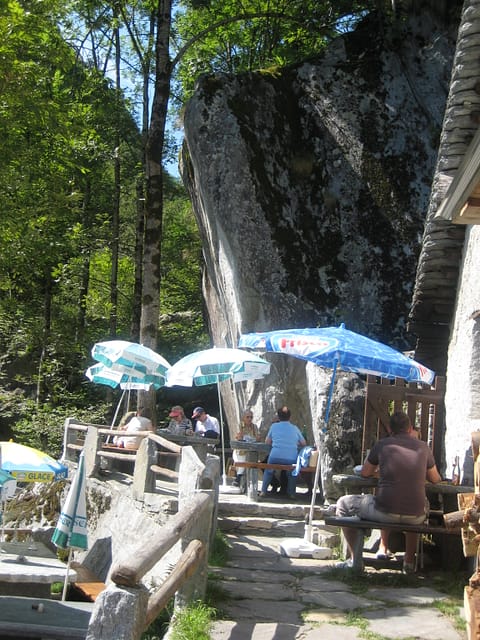 Grotto Pozzasc in Peccia