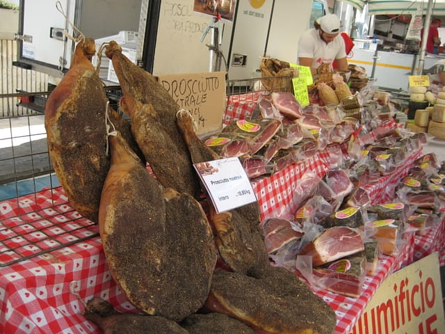 Prosciutto in Cecina